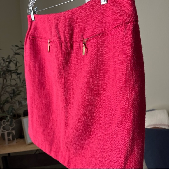 East Fifth JCP Mini Skirt Hot Pink Lined Textured Zippers NWT Size 16P - Picture 3 of 12